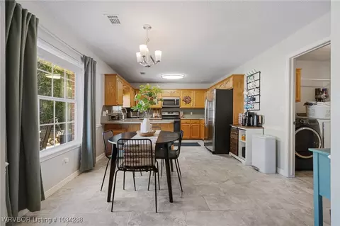 Dining - 7009 Lookout Dr, Fort Smith, AR 72916 photo 1 of 3