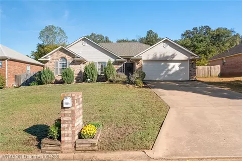 7009 Lookout Dr, Fort Smith, AR 72916