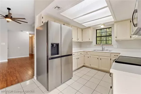 Kitchen - 2604 S 65th St, Fort Smith, AR 72903 photo 3 of 3