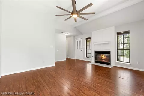 Living - 2604 S 65th St, Fort Smith, AR 72903 photo 3 of 4