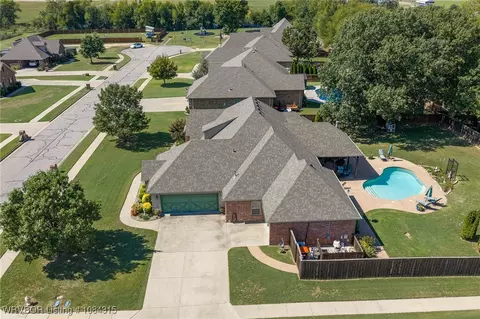 View/Area - 1707 Crystal Ct, Fort Smith, AR 72916 photo 5 of 5