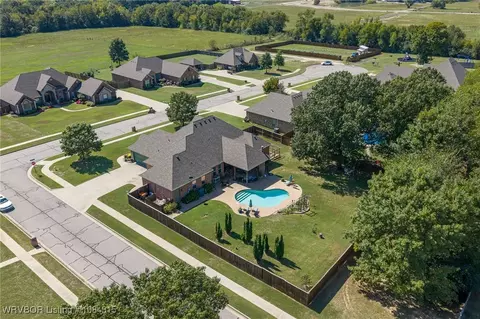 View/Area - 1707 Crystal Ct, Fort Smith, AR 72916 photo 1 of 5