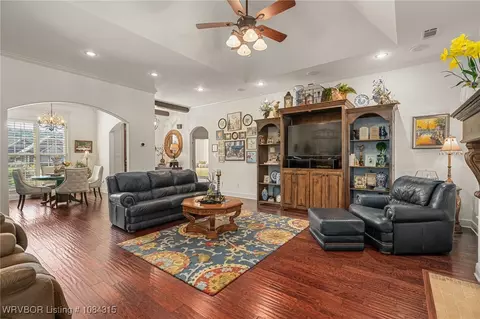 Living - 1707 Crystal Ct, Fort Smith, AR 72916 photo 1 of 1