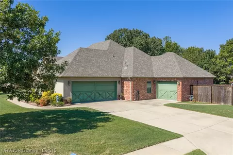 Exterior - 1707 Crystal Ct, Fort Smith, AR 72916 photo 8 of 8