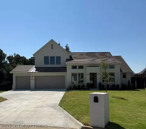 9018 Breitling Ct, Fort Smith, AR 72916