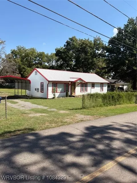 903 S Fargo St, Muldrow, OK 74948
