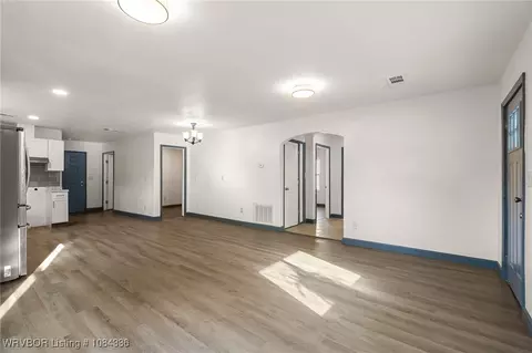 Living - 801 N 46 St, Fort Smith, AR 72903 photo 2 of 3