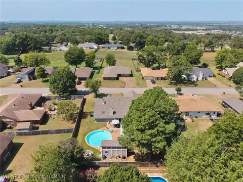 View/Area - 9901 Kingsley Pl, Fort Smith, AR 72908 photo 5 of 6