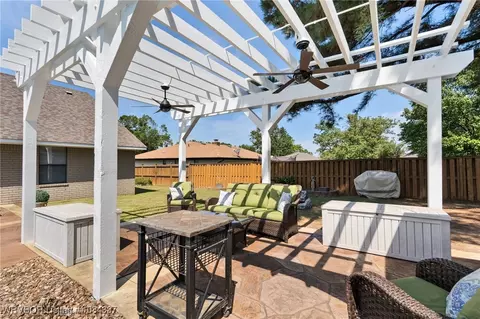 Exterior - 9901 Kingsley Pl, Fort Smith, AR 72908 photo 5 of 7