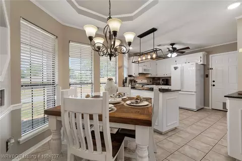 Dining - 9901 Kingsley Pl, Fort Smith, AR 72908 photo 1 of 2