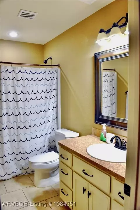 Bath - 13 S 14th St, Lavaca, AR 72941 photo 3 of 3