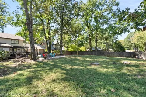 Exterior - 10101 Foxboro Rd, Fort Smith, AR 72903 photo 8 of 11