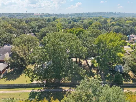 View/Area - 10101 Foxboro Rd, Fort Smith, AR 72903 photo 6 of 6