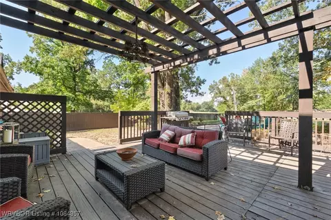 Exterior - 10101 Foxboro Rd, Fort Smith, AR 72903 photo 3 of 11