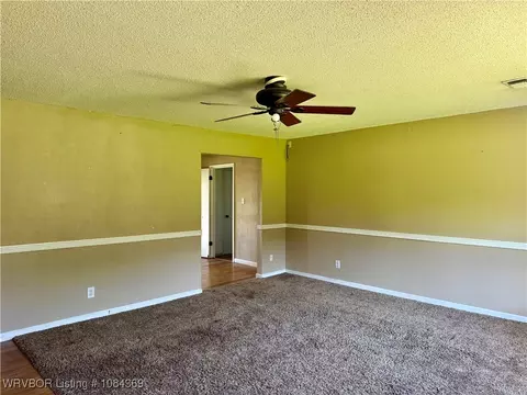 Living - 510 Darlene Dr, Mansfield, AR 72944 photo 1 of 2