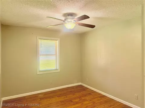 Bedroom - 510 Darlene Dr, Mansfield, AR 72944 photo 1 of 3