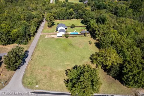 View/Area - 1721 Armistead Rd, Fort Smith, AR 72916 photo 3 of 6