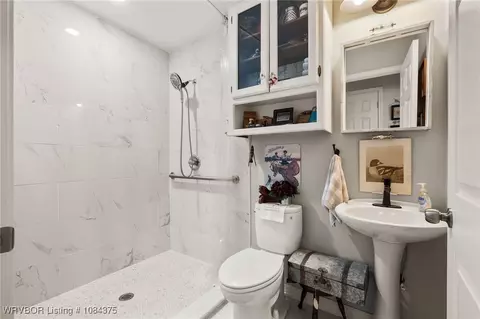 Bath - 1721 Armistead Rd, Fort Smith, AR 72916 photo 5 of 6