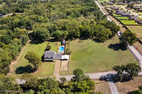 View/Area - 1721 Armistead Rd, Fort Smith, AR 72916 photo 4 of 6