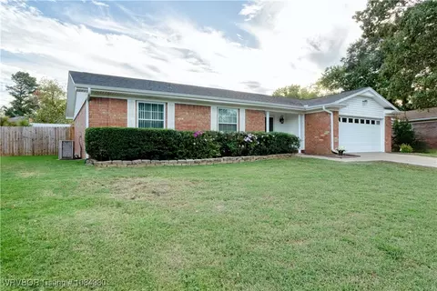 9100 Timberlyn Way, Fort Smith, AR 72903