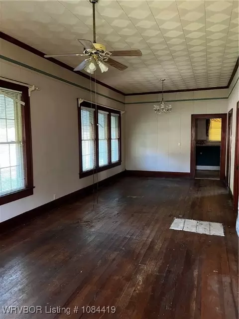 Living - 111 Grober St, Paris, AR 72855 photo 2 of 2