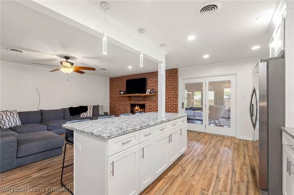 Kitchen - 3725 Hendricks Cir, Fort Smith, AR 72903 photo 4 of 4