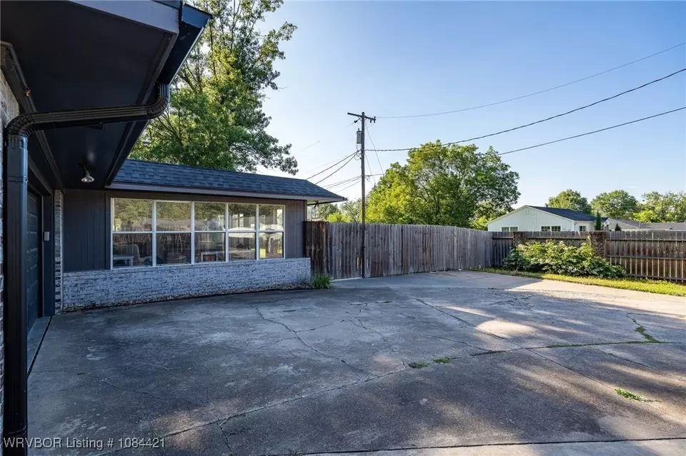 Exterior - 3725 Hendricks Cir, Fort Smith, AR 72903 photo 9 of 9