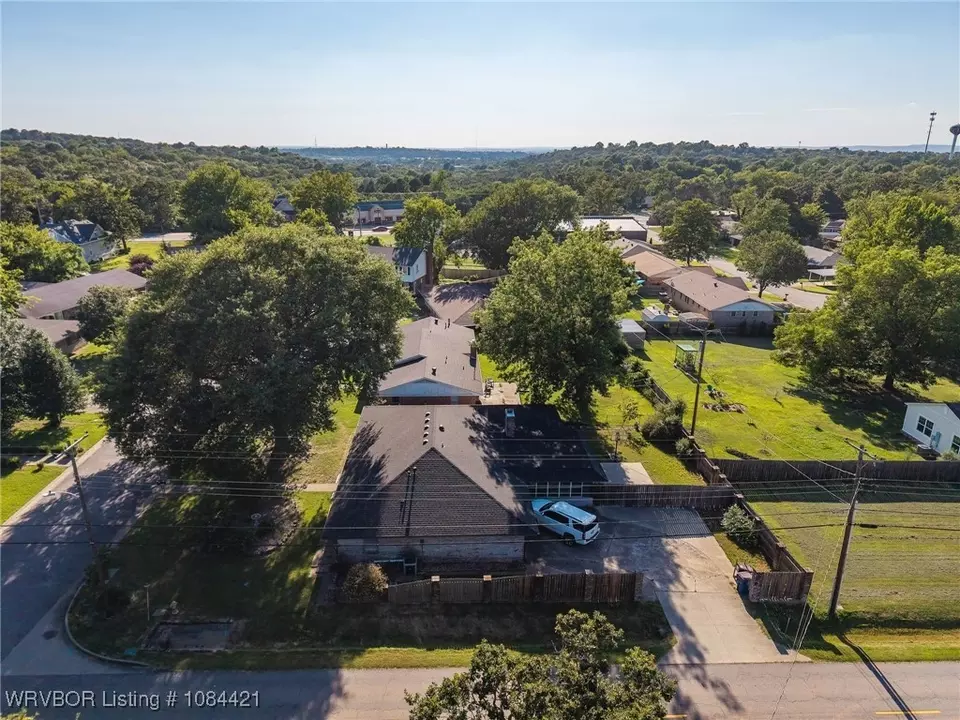 View/Area - 3725 Hendricks Cir, Fort Smith, AR 72903 photo 4 of 7