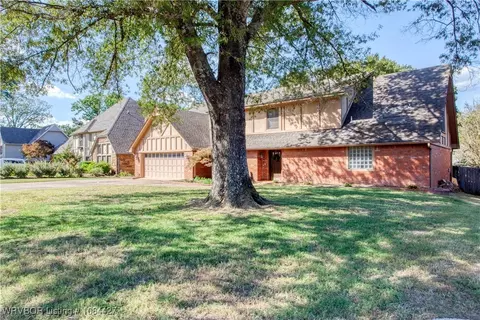 8909 Copper Oaks Ln, Fort Smith, AR 72903 photo 3