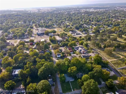 View/Area - 1620 S 29th St, Fort Smith, AR 72901 photo 1 of 6