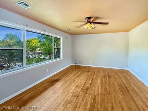Living - 1620 S 29th St, Fort Smith, AR 72901 photo 1 of 3