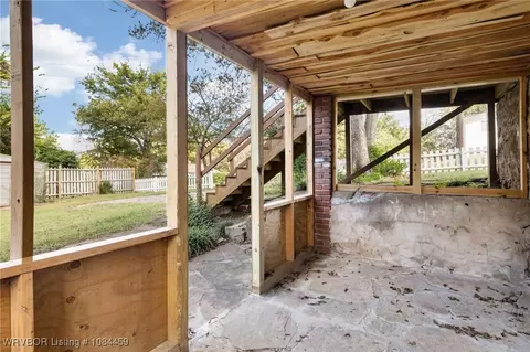 Exterior - 111 Sherwood Ave, Fort Smith, AR 72916 photo 9 of 14