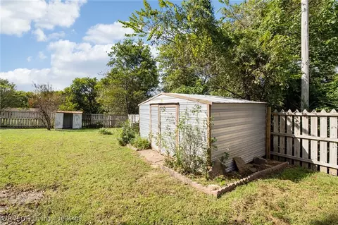 Exterior - 111 Sherwood Ave, Fort Smith, AR 72916 photo 14 of 14