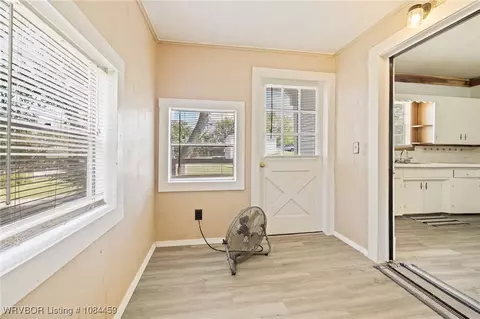 Entry Way - 111 Sherwood Ave, Fort Smith, AR 72916 photo 1 of 1