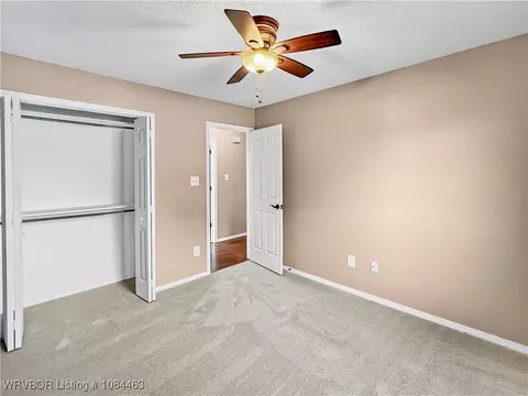 Bedroom - 144 Juniper Dr, Greenwood, AR 72936 photo 2 of 5