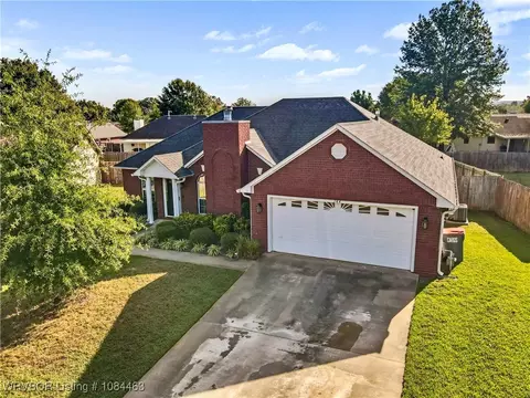 144 Juniper Dr, Greenwood, AR 72936