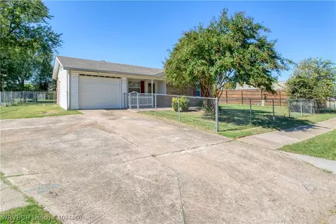 8112 S 35th Ter, Fort Smith, AR 72908 photo 7