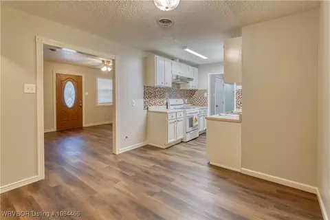 8112 S 35th Ter, Fort Smith, AR 72908 photo 12