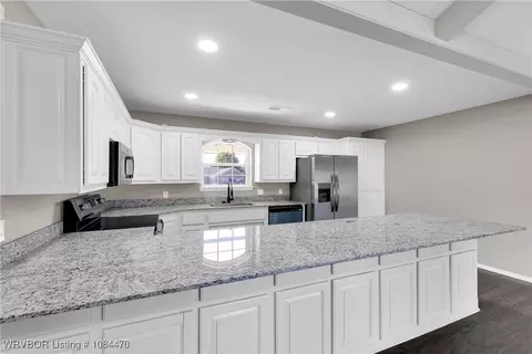 Kitchen - 503 Janet Ln, Pocola, OK 74902 photo 1 of 2