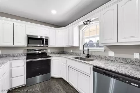 Kitchen - 503 Janet Ln, Pocola, OK 74902 photo 2 of 2