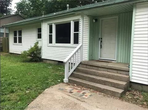 4610 S 26 St, Fort Smith, AR 72901