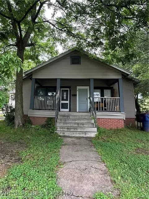 1101 N 6th St, Fort Smith, AR 72901