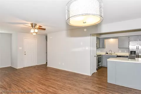 Living - 809 George St, Fort Smith, AR 72908 photo 3 of 4