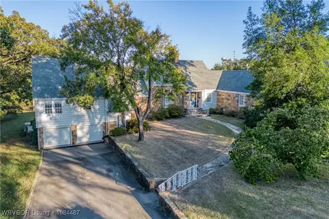 2305 Greenwood Ave, Fort Smith, AR 72901