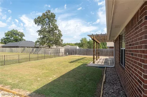 104 Commanche Loop, Roland, OK 74954 photo 41