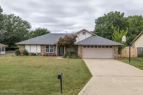 5100 S 94th St, Fort Smith, AR 72903