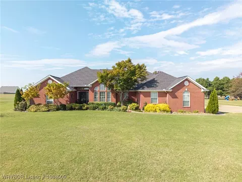 108892 4768 Rd, Roland, OK 74954