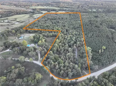 1000 E Beachton Rd, Smithville, OK 74957