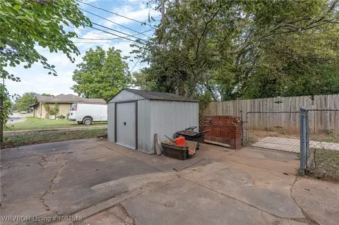 Exterior - 615 May Ave, Fort Smith, AR 72901 photo 7 of 23