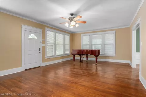 Living - 615 May Ave, Fort Smith, AR 72901 photo 5 of 6